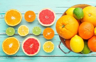 Froitas cítricas e vitamina C